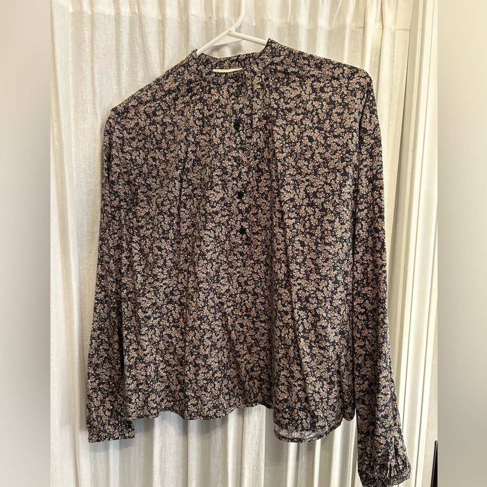 Universal Thread Navy Floral Top XS